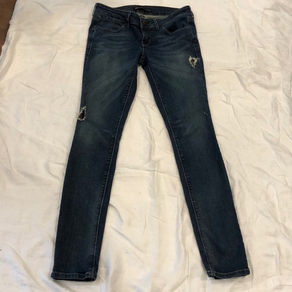 Divine Rights of Denim Skinny Leg Jeans Size 28 - Picture 1 of 5